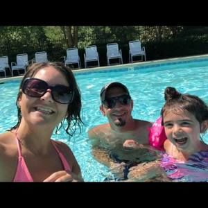 Meet your Posher, Stephanie